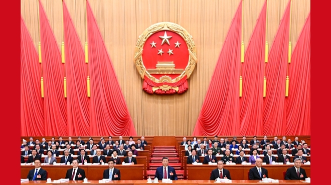 十四届全国人大四次会议开幕 习近平等在主席台就座